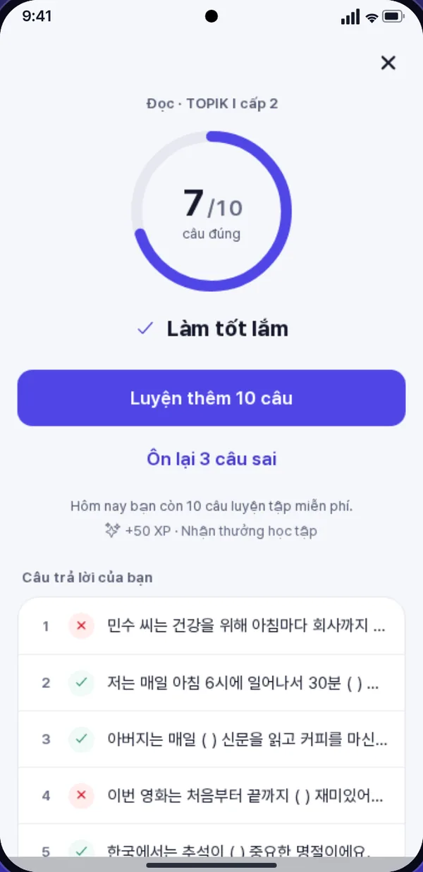 Màn hình kết quả với 7 trong 10 câu đúng và danh sách câu trả lời được đánh dấu đúng hoặc sai